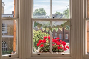 Sash Window Fitters Bonnybridge UK (Dialling code	01324)